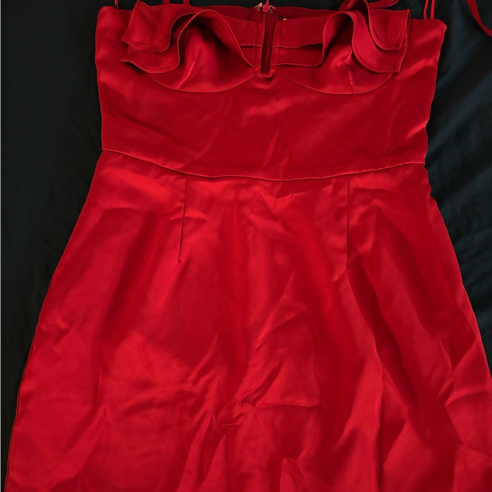 Elegant Red Strapless Dress